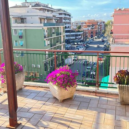 Appartement Panoramic And Bright Penthouse Is Waiting For You à Rome Extérieur photo