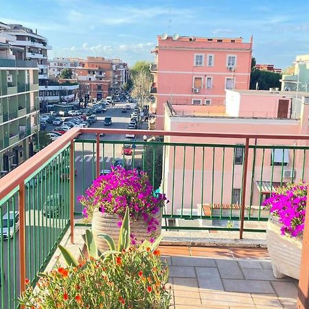 Appartement Panoramic And Bright Penthouse Is Waiting For You à Rome Extérieur photo